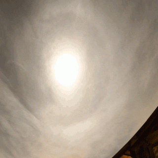 El halo que acompañaba a la Luna durante el eclipse fue desapareciendo gradualmente según perdía luminosidad por la sombra de la Tierra.