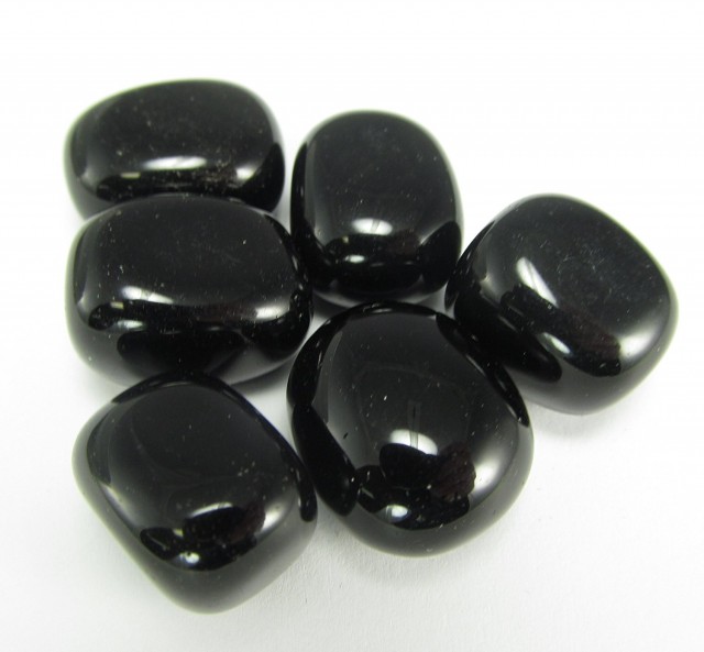 Obsidiana pulida usada en gemoterapia. Fuente
