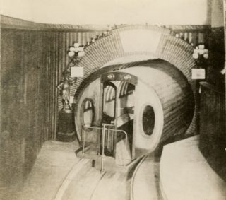 Vehículo del transporte neumático de Beach, Nueva York. (Imagen: New York Historical Society).