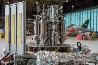 Prototipo del Kilopower, un reactor nuclear de 1 kilovatio de potencia para su uso en entornos espaciales.